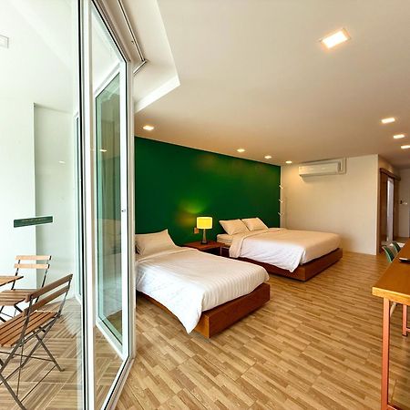 Plernpetch Hotel Surat Thani Exterior foto
